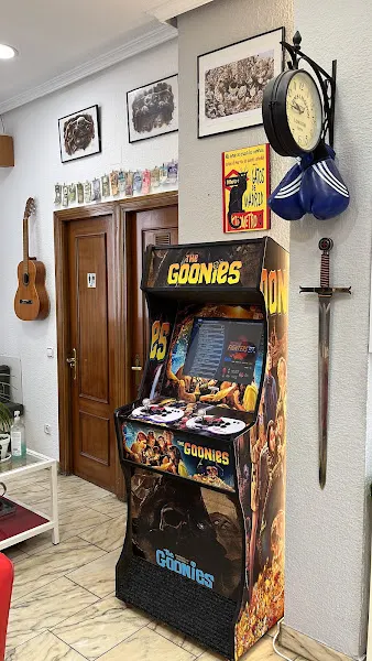 Peluquería de caballeros E. Morales