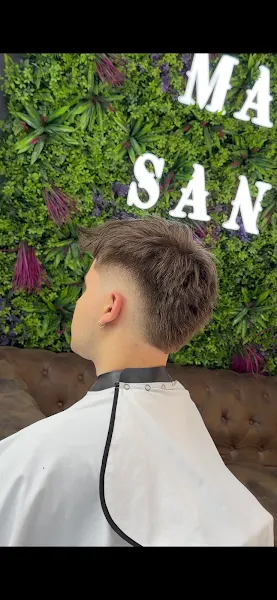 Barbería Mano Santa Lavapies