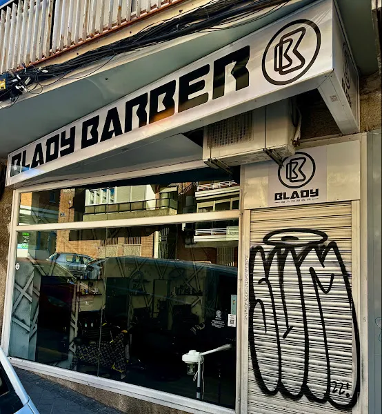 Blady Barber Studio - Barbería en Madrid - foto 2