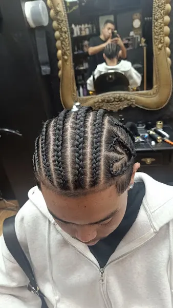 Luxury boloix barbershop - Barbería en Madrid - foto 2