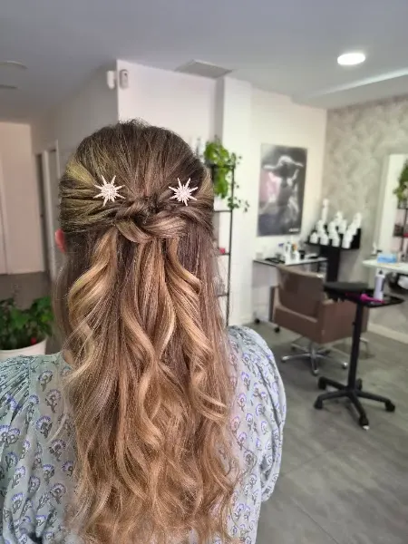 PELUQUERÍA ISABEL BOGARIN