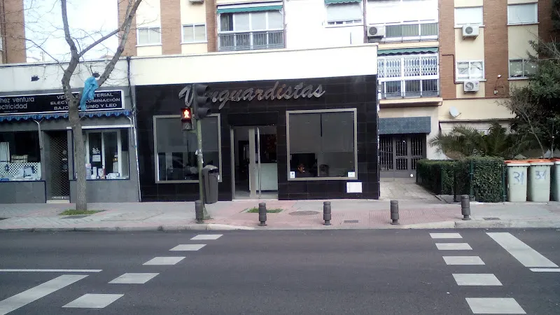Vanguardistas