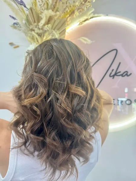 MIKA PELUQUEROS - Peluquería en Madrid - foto 2