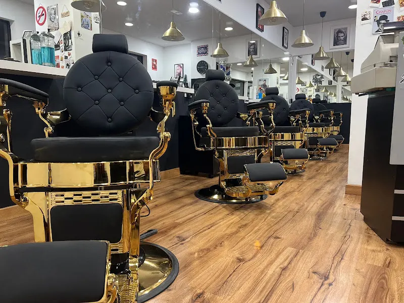 Kapital Barber Shop - Peluquería en Madrid - foto 2