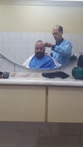 Peluquería de Caballeros E. Serrano - Peluquería en Madrid - foto 2
