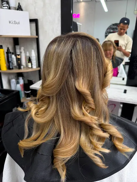 Sasha- Beauty Salon - Centro de estética en Madrid - Peluquería en Madrid - foto 2