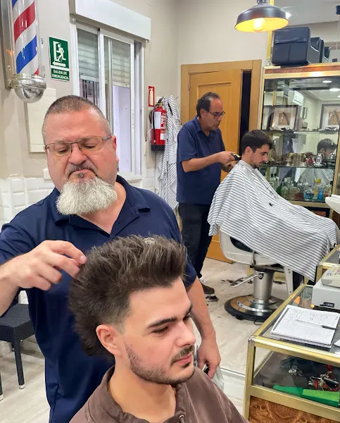 Barbería Cartagena 90 - Peluquería en Madrid - foto 2