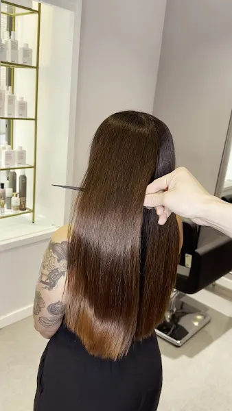 VEINVERSE Hair Club - Peluquería en Madrid - foto 2