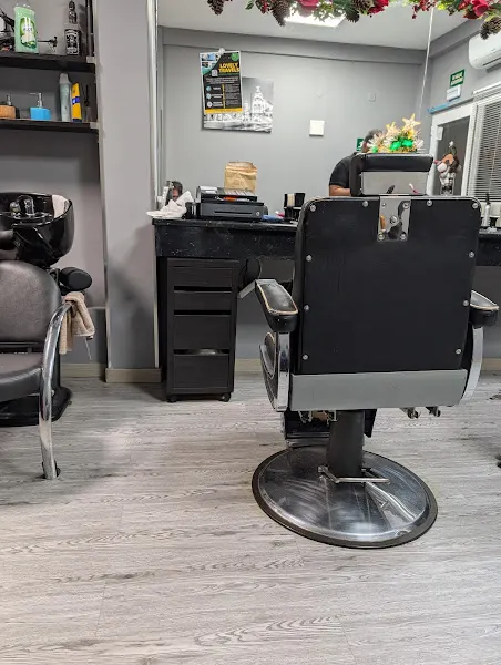 Peluquería de Caballeros Alessandro - Peluquería en Madrid - foto 2