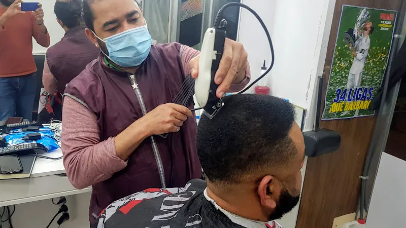 Peluquería Papi Barber Shop - Peluquería en Madrid - foto 2