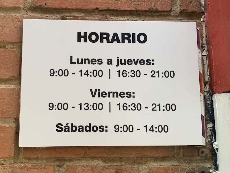 Peluquería De Caballeros La Ciudad - Peluquería en Madrid - foto 2