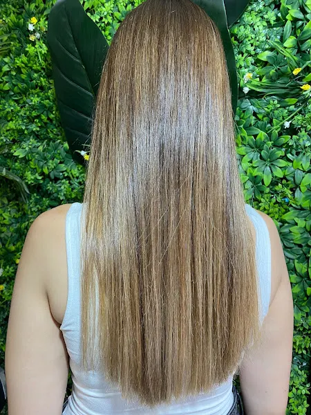 Cardy's Eugenia de Montijo Peluquería y Estética