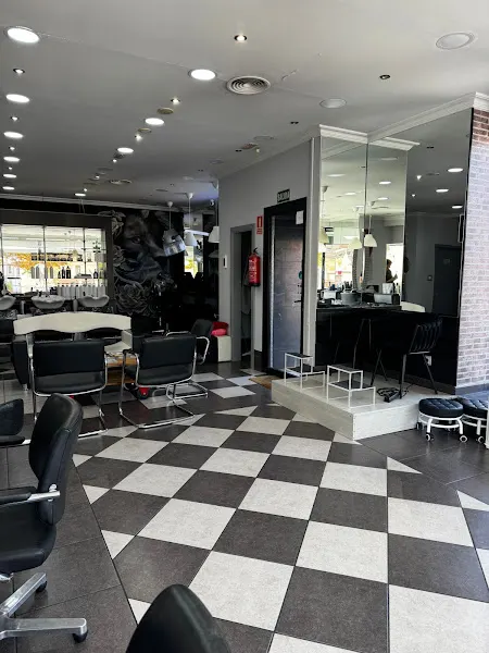 Shalom Style R.R. (Peluqueria) - Peluquería en Madrid - foto 2