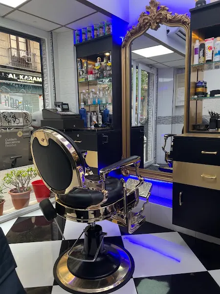 Black Gold Barber Shop - Peluquería en Barcelona - foto 2