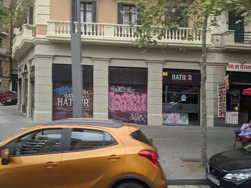 Hathor estilismo peluqueria estetica - Peluquería en Barcelona - foto 2