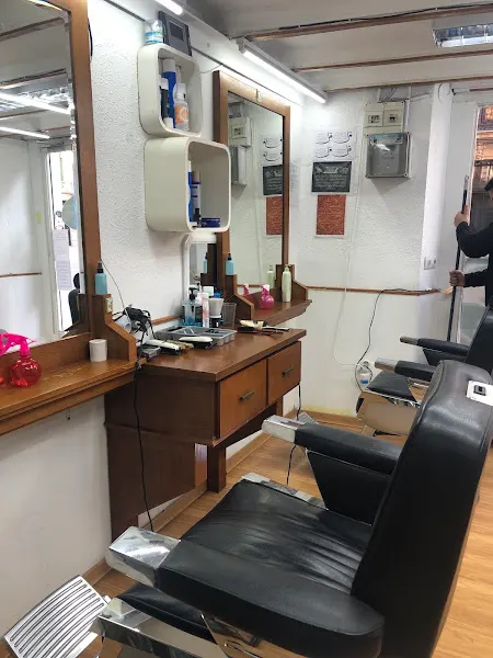 BARBER / Peluqueria