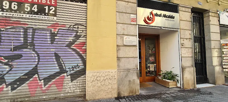 Isabel Alcaide Perruquers - Peluquería en Barcelona - foto 3