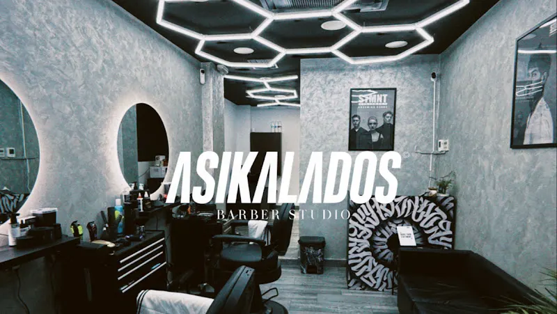 Asikalados Barber Studio - Barbería en Barcelona - foto 2