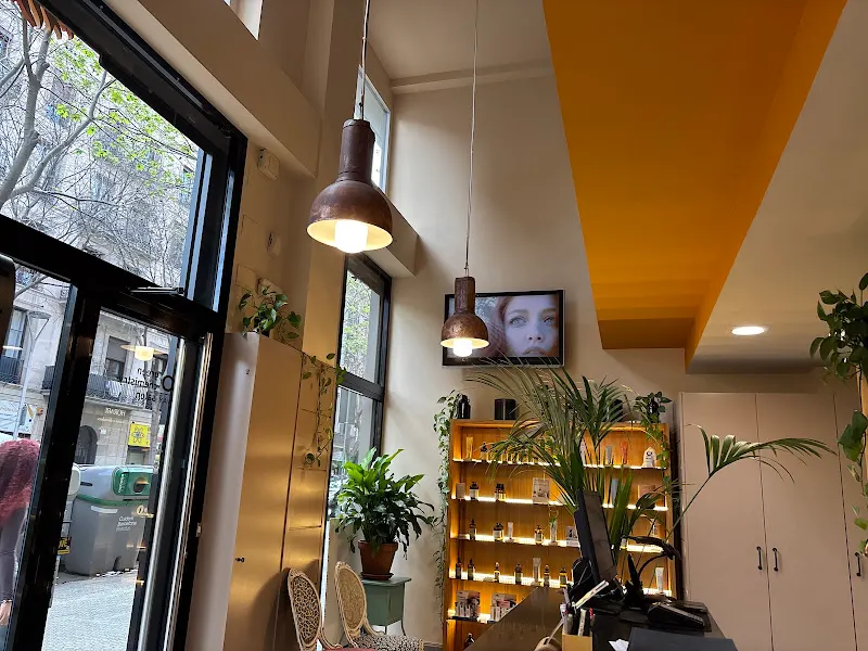 TERRAM Peluquería Sostenible - Peluquería en Barcelona - foto 2