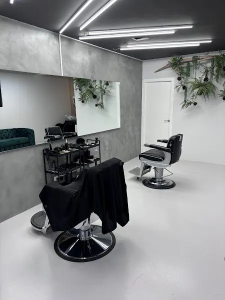 LineUp Men’s Salon
