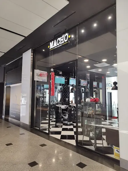 Macho Sports Barbershop Diagonal Mar