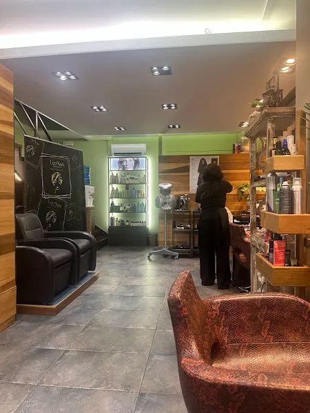 LeoNan Perruquers - Peluquería en Barcelona - foto 3