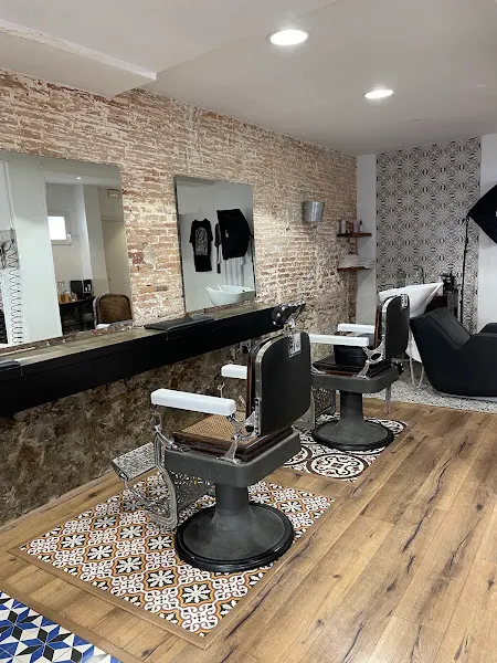 El Barber - Barbería en Barcelona - foto 2