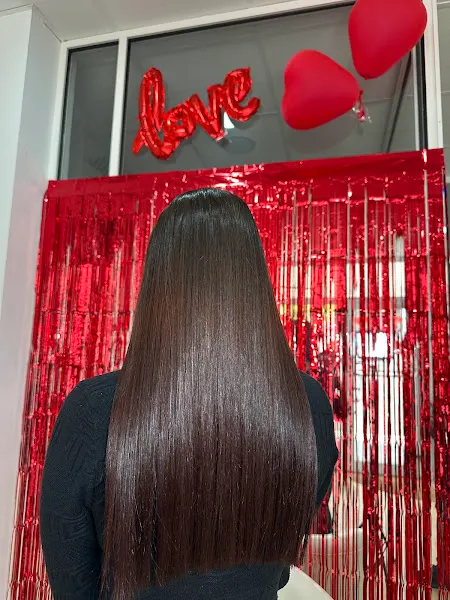 Hair by Claudia Holguín