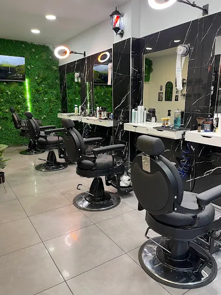 House of Fades Barbershop Sagrera