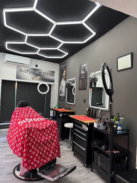 Supreme Cutz Barbershop & nails - Majadahonda