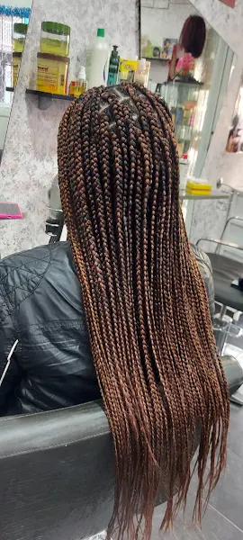 Peluquería Nelly - Peluquería en Barcelona - foto 2