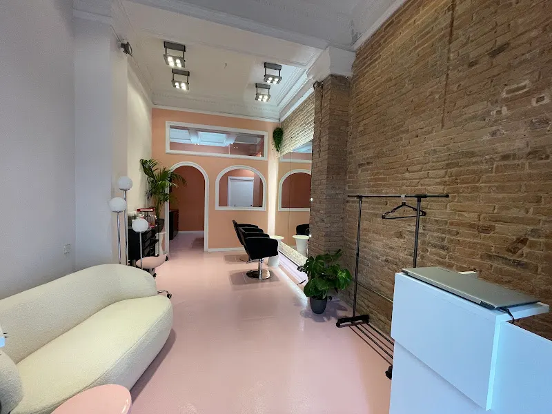 Hanami Salón - Peluquería