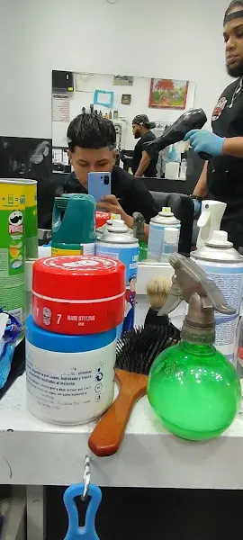 Estilo Unico Perruqueria