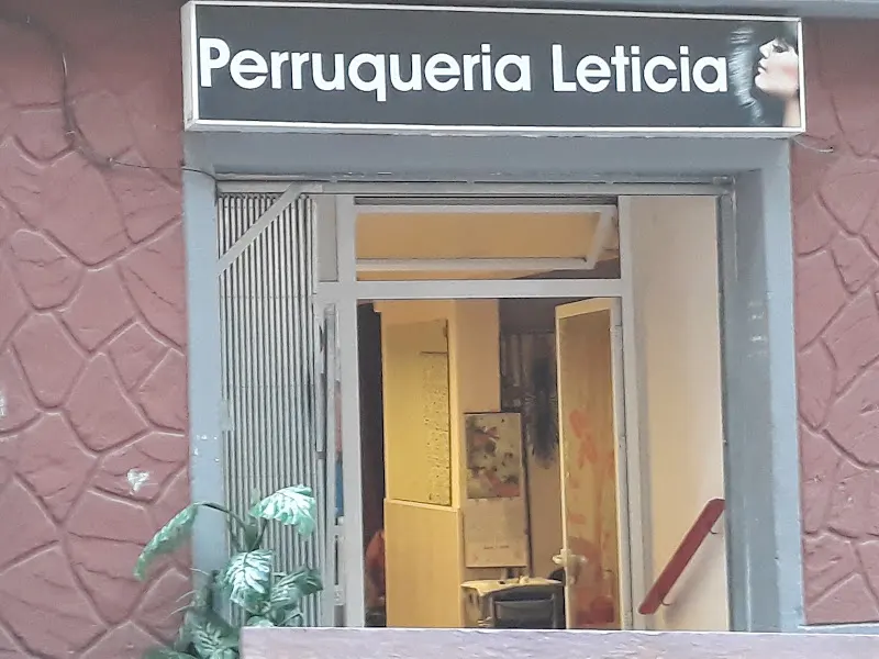 Peluquería Latina Mia y Luna - Peluquería en Barcelona - foto 2