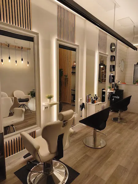 Pedro Amorós Peluqueros [HAIR SALON]