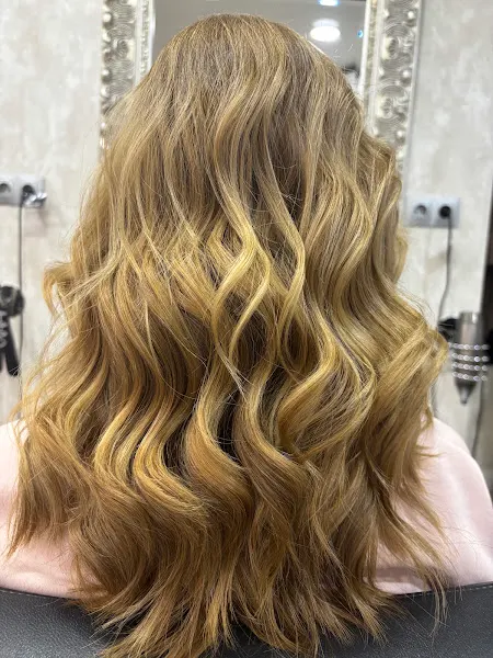 RM Estilistas Peluquería Belleza - Peluquería en Valencia - foto 2
