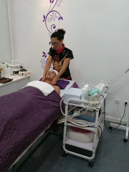 NEST peluqueria,estetica