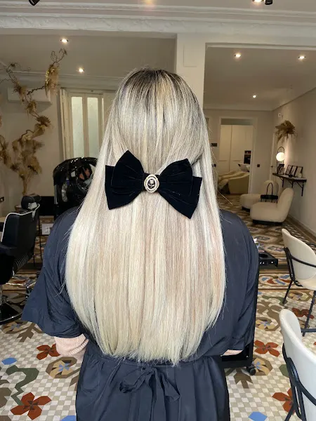 Balayage y Mechas Valencia ı Pamola Sanchez