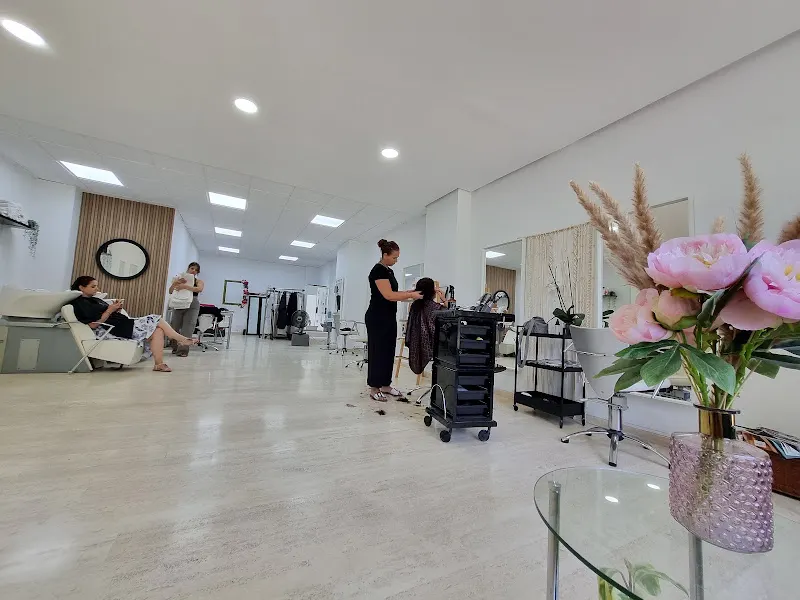FY HAIR SALON