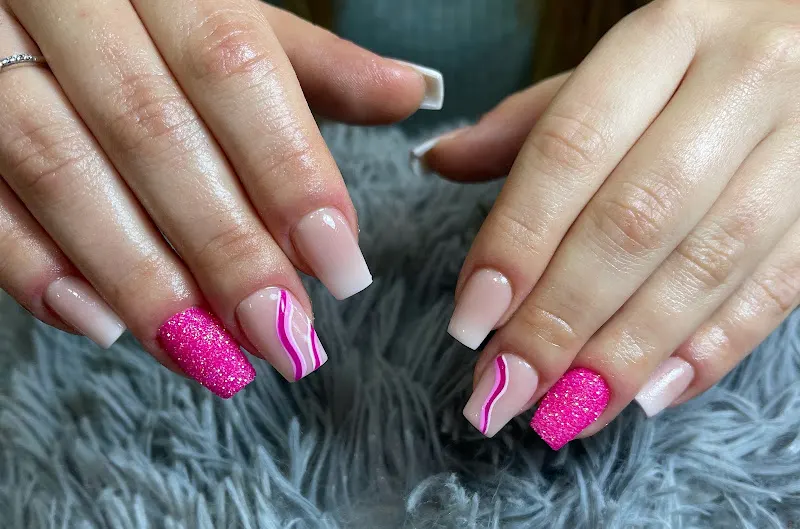 Natalia Anaya estilistas - Peluquería en Alfafar - foto 2