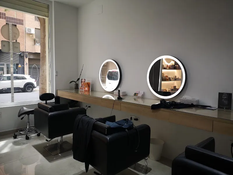 Lusi Barreto Peluquería y Estética