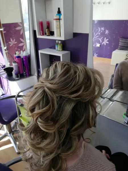 Peluqueria Lola Martinez - Peluquería en Valencia - foto 2