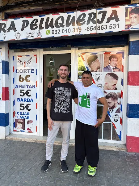 Ayora Peluqueria - Peluquería en Valencia - foto 2