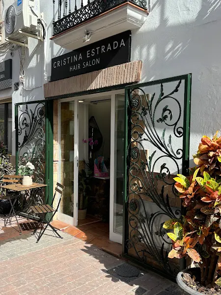Utopia Hair Salón - Estepona