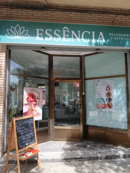 Essencia Peluqueria y Estética Somos Punto Impost - Peluquería en Valencia - foto 2
