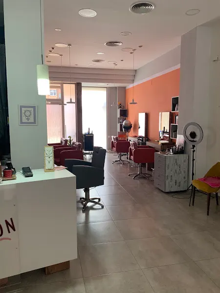 Peluquería Pilar Bullón - Peluquería en Valencia - foto 2