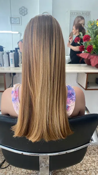 Peluquería y Uñas RitaC