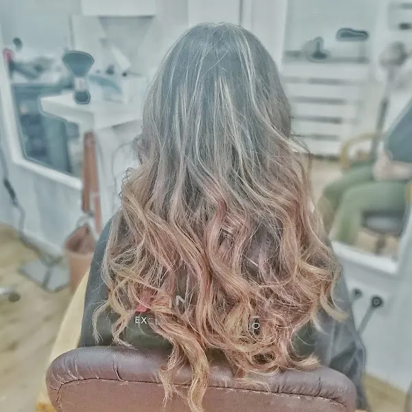 FABIOLA PELUQUEROS