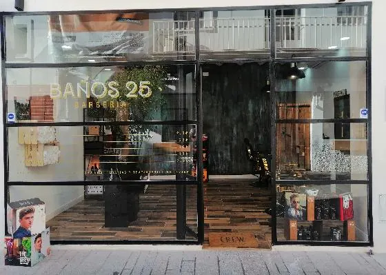 BAÑOS25 BARBERÍA