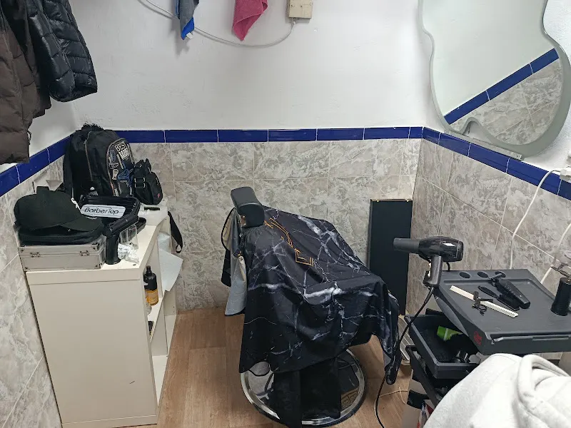 Peluquería kileni - Peluquería en Sevilla - foto 2